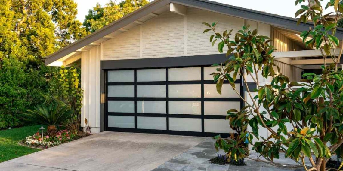 5 Modern Garage Door Styles