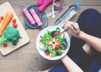 Nourishing Your Body: How Simple Wellness Habits Improve Your Diet