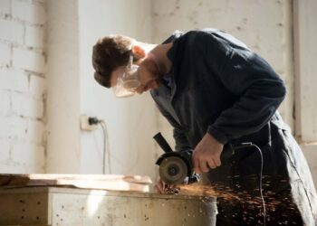 Tips for Maximizing Productivity With Blanchard Grinders