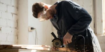 Tips for Maximizing Productivity With Blanchard Grinders