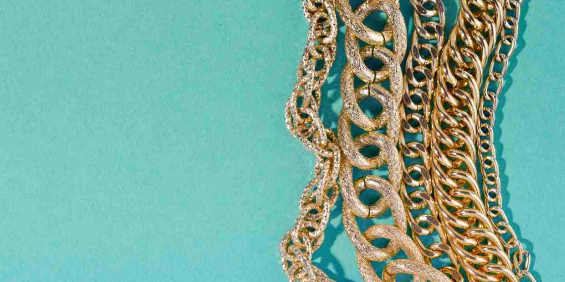 Why Gold Link Chains Made a Massive Comeback