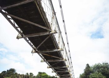 How do Bridge Beams Allow Safe Transportation