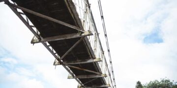 How do Bridge Beams Allow Safe Transportation