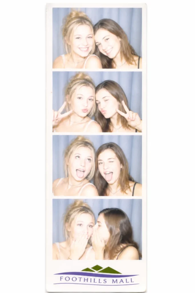a-mall-photo-booth-strip-four-frames