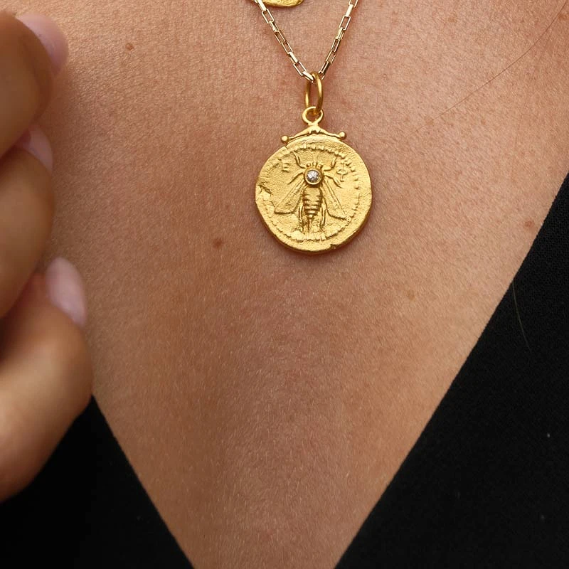 the-personalized-pendant