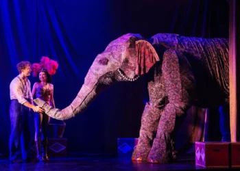 Water for Elephants Dazzles With Pageantry and Puppetry and Its Circling Back Toward New York